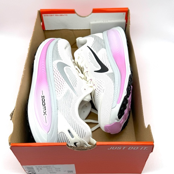 Nike Womens Vomero 18 Sail Metallic Pink Shoes Sz 8.5 New Running IM2503-133 - Picture 9 of 12